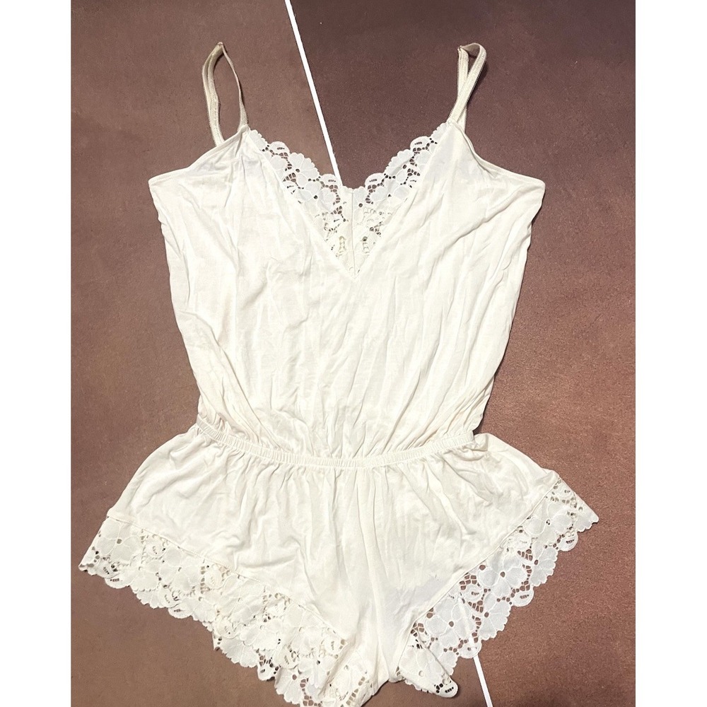 EBERJEY $138 Ivory Naya Lace Teddy Romper Sleepwear Size XS Soft Comfort Elegant - Picture 3 of 15